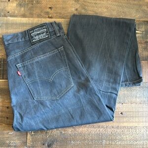 Men’s Levi Jeans